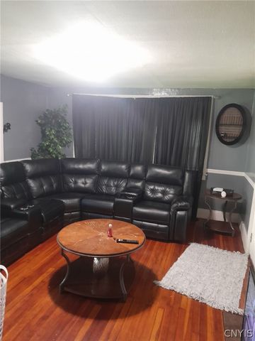1722 Valley Drive, Syracuse, NY 13207