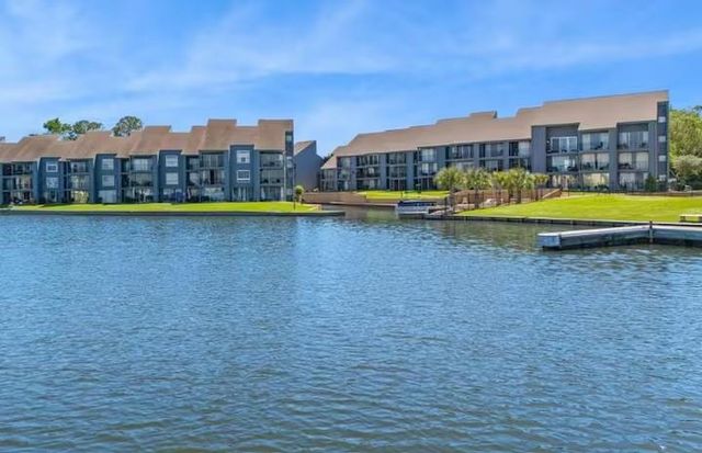 12500 Melville Drive 3, Montgomery, TX 77356