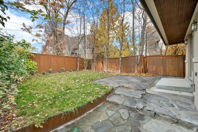 915 S PARK ROW ST, Salt Lake City, UT 84105