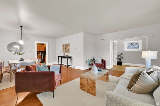 915 S PARK ROW ST, Salt Lake City, UT 84105