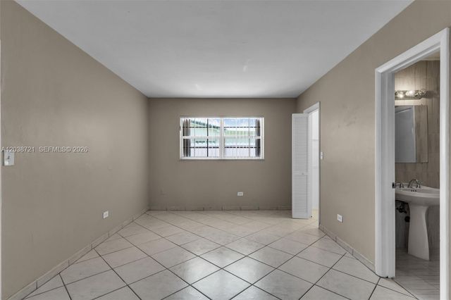 1720 SW 98th Ct, Miami, FL 33165