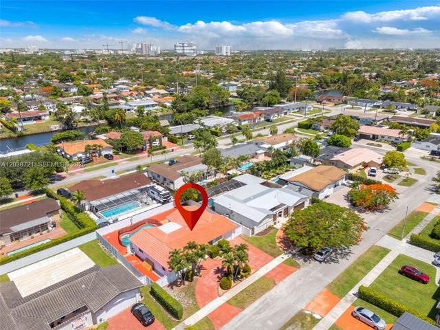 1720 SW 98th Ct, Miami, FL 33165