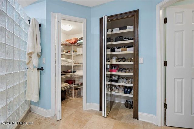 9923 BLAKEFORD MILL Road, Jacksonville, FL 32256