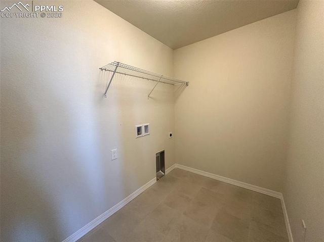 8282 Henzlee Place, Falcon, CO 80831