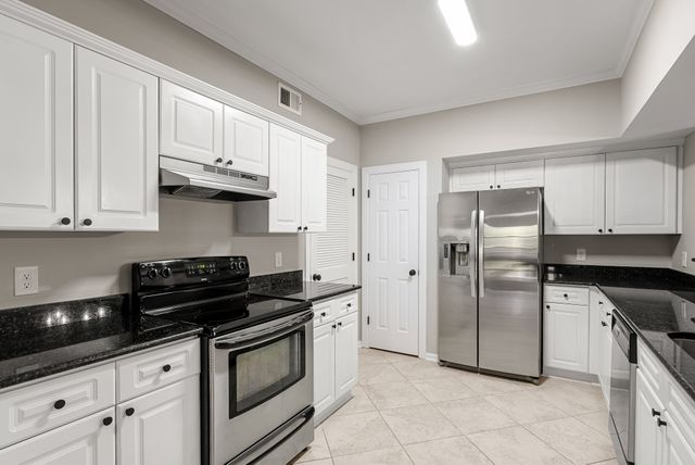 6820 Highway 70 S Apt 203, Nashville, TN 37221