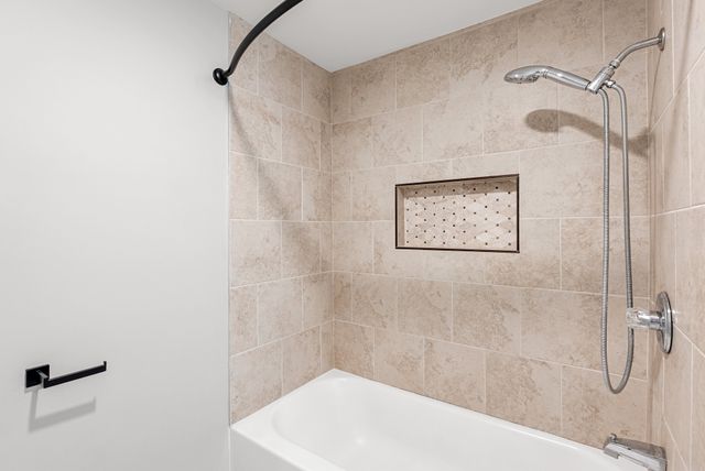 6820 Highway 70 S Apt 203, Nashville, TN 37221