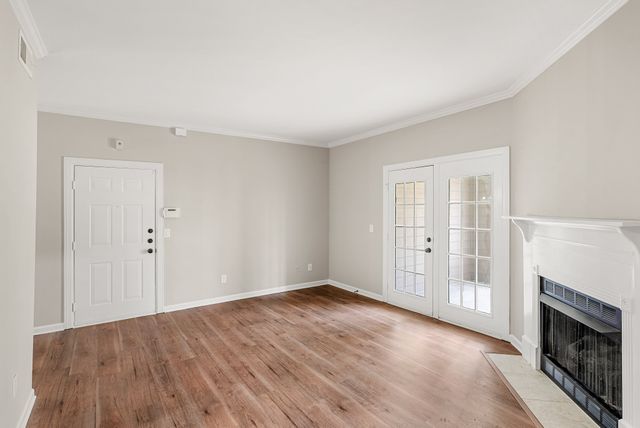 6820 Highway 70 S Apt 203, Nashville, TN 37221