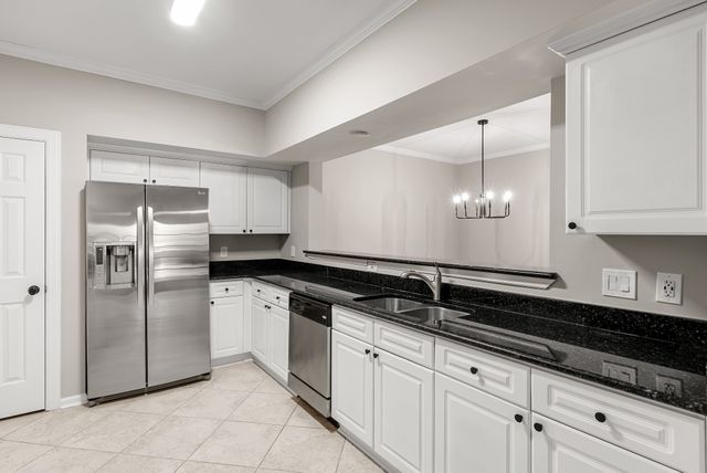 6820 Highway 70 S Apt 203, Nashville, TN 37221