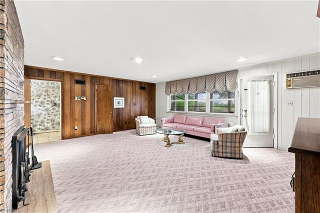 412 Talbot Hall RD, Norfolk, VA 23505