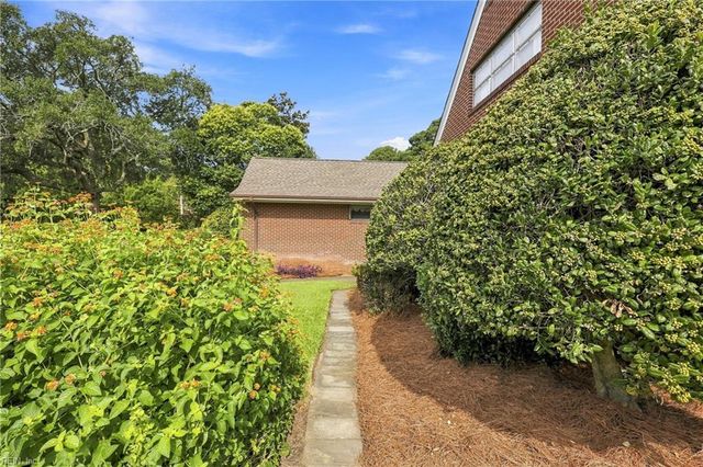 412 Talbot Hall RD, Norfolk, VA 23505