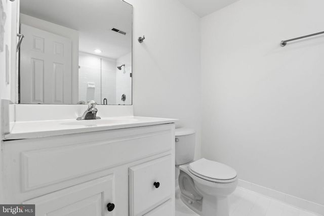 9986 FOXBOROUGH CIR, Rockville, MD 20850