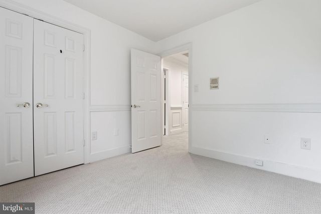 9986 FOXBOROUGH CIR, Rockville, MD 20850