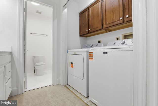 9986 FOXBOROUGH CIR, Rockville, MD 20850
