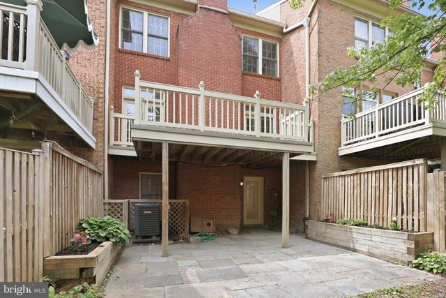9986 FOXBOROUGH CIR, Rockville, MD 20850