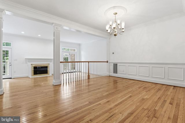 9986 FOXBOROUGH CIR, Rockville, MD 20850