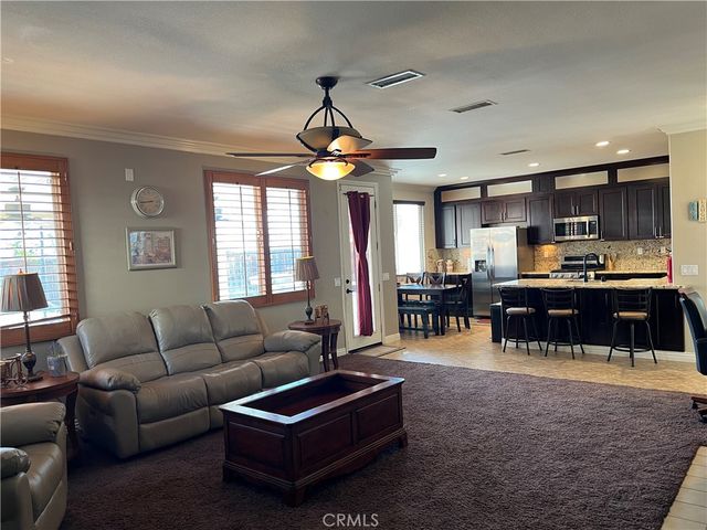 11617 Harvard Way, Yucaipa, CA 92399