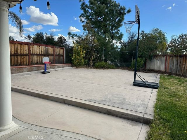 11617 Harvard Way, Yucaipa, CA 92399