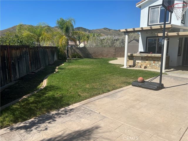 11617 Harvard Way, Yucaipa, CA 92399