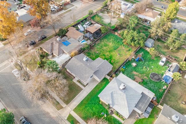 1038 W Cortland Avenue, Fresno, CA 93705