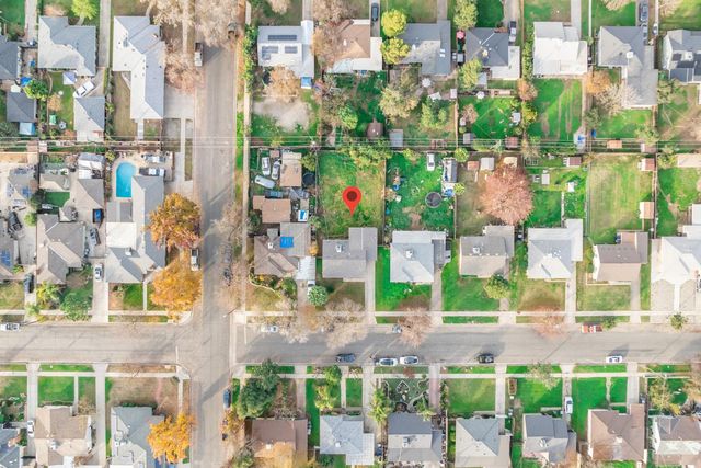 1038 W Cortland Avenue, Fresno, CA 93705