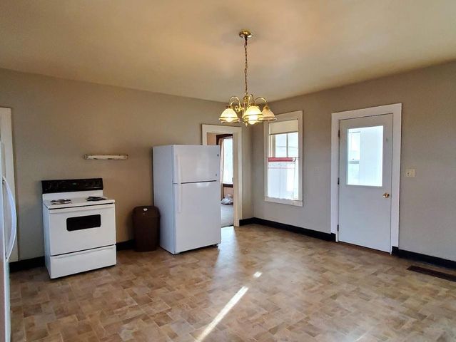 E9542 COUNTY ROAD I, Clintonville, WI 54929