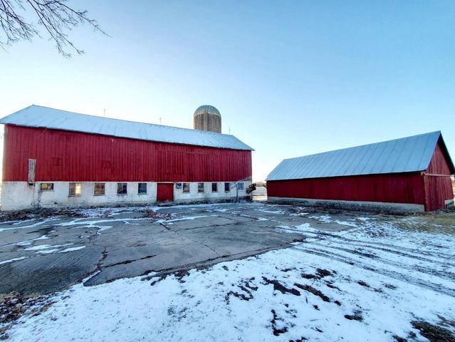 E9542 COUNTY ROAD I, Clintonville, WI 54929
