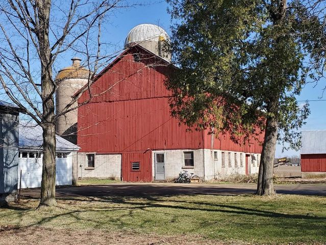 E9542 COUNTY ROAD I, Clintonville, WI 54929