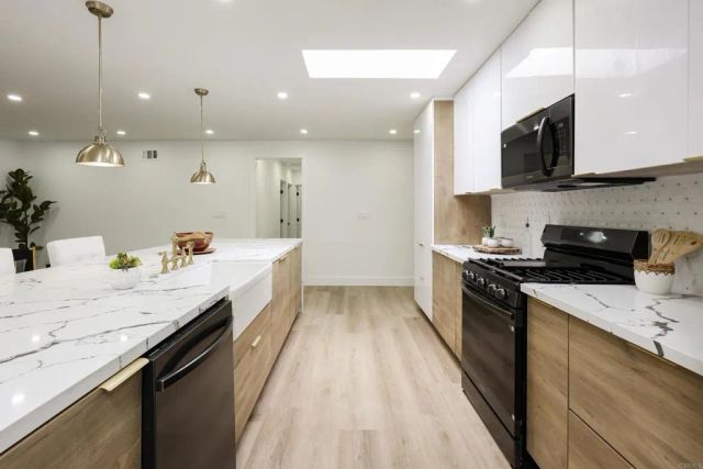 4380 Rolfe Road, San Diego, CA 92117