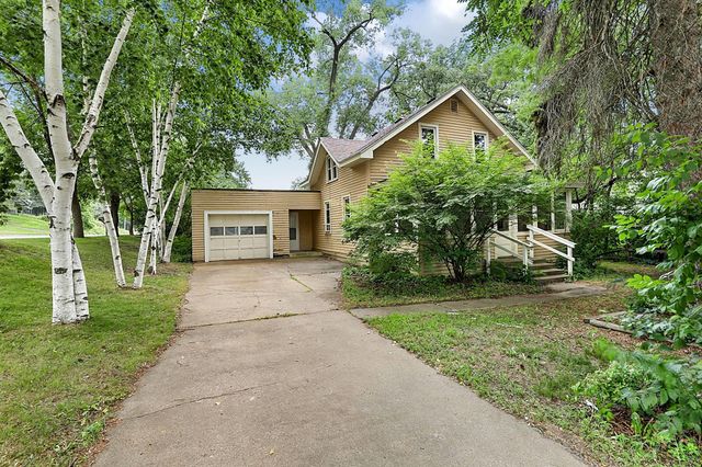 101 4th Avenue S, Sauk Rapids, MN 56379