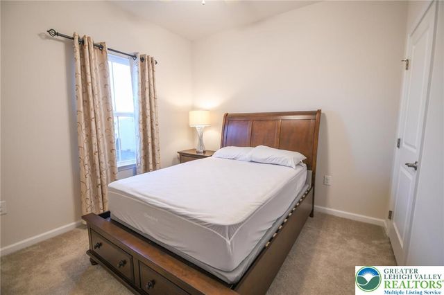 2396 cook Drive, Bethlehem Twp, PA 18045