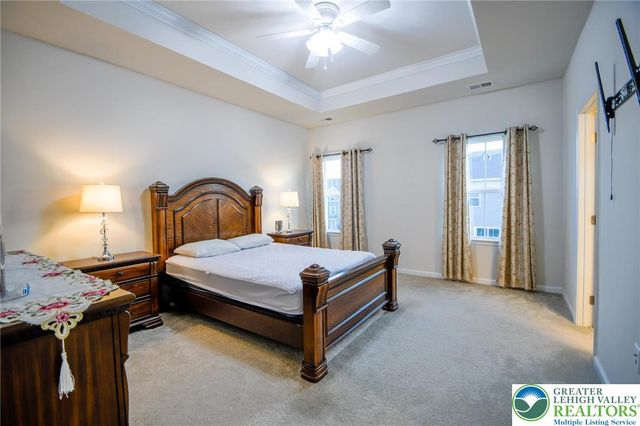 2396 cook Drive, Bethlehem Twp, PA 18045