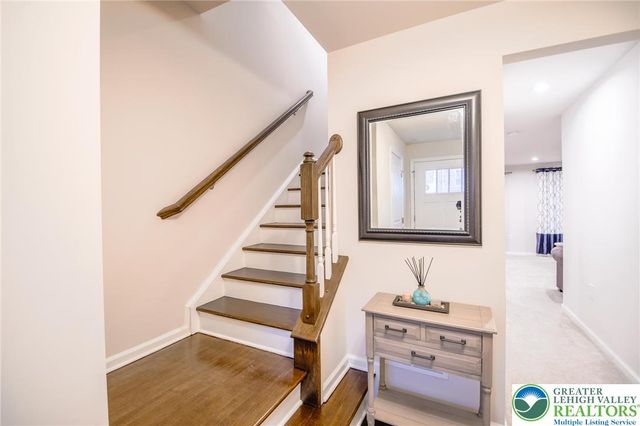 2396 cook Drive, Bethlehem Twp, PA 18045