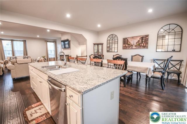 2396 cook Drive, Bethlehem Twp, PA 18045