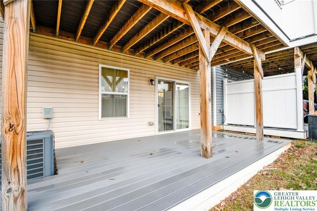 2396 cook Drive, Bethlehem Twp, PA 18045