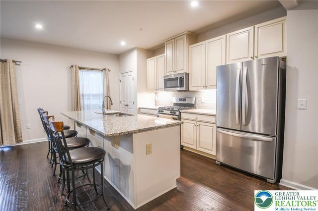 2396 cook Drive, Bethlehem Twp, PA 18045