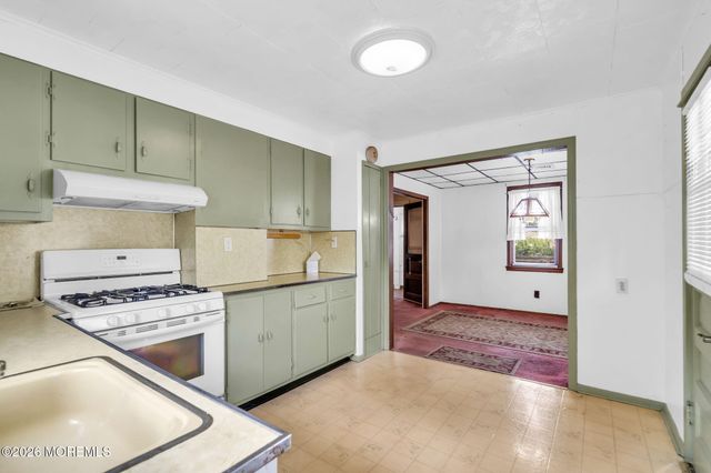 1526 Beverly Road, Lacey, NJ 08734