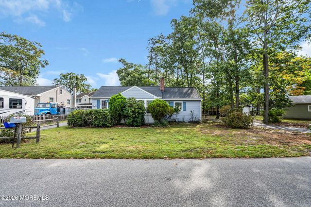 1526 Beverly Road, Lacey, NJ 08734