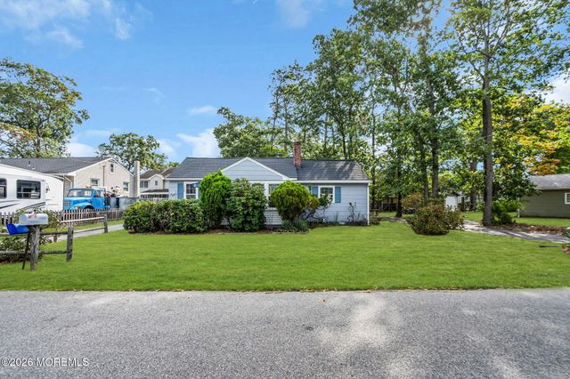 1526 Beverly Road, Lacey, NJ 08734