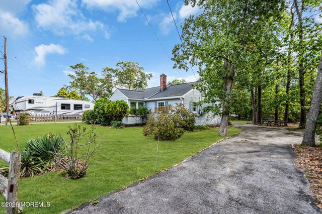 1526 Beverly Road, Lacey, NJ 08734