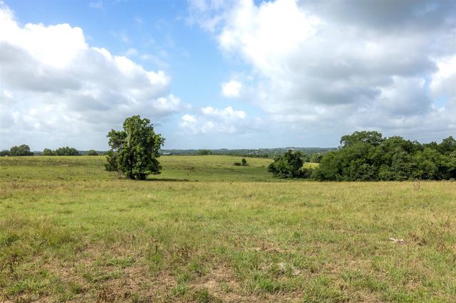 6550 Gibbs Creek Road, Chappell Hill, TX 77426