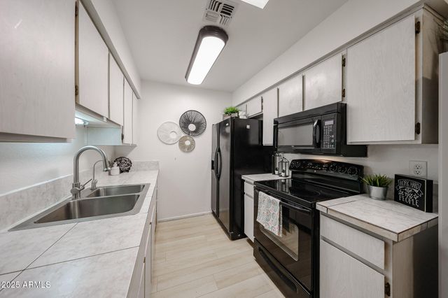 8131 N 107TH Avenue 66, Peoria, AZ 85345