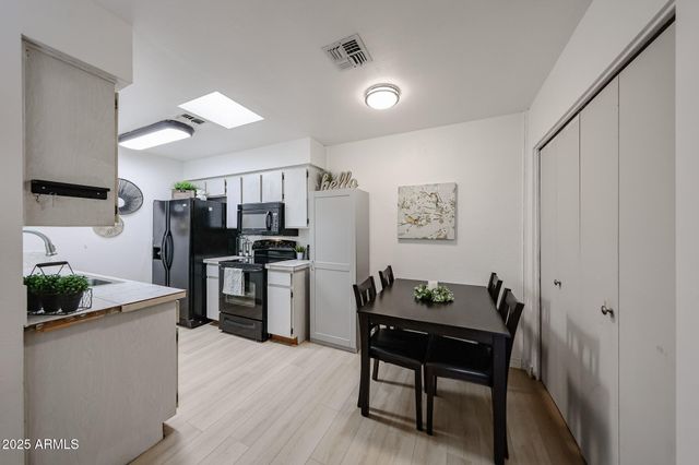 8131 N 107TH Avenue 66, Peoria, AZ 85345