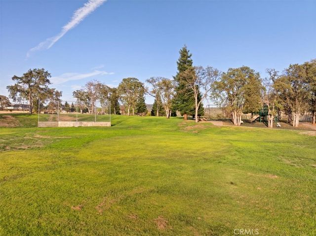 5 Moonbeam Court, Oroville, CA 95966