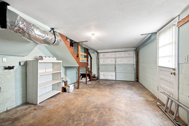 5005 Whispering Hills Ct, Nashville, TN 37211