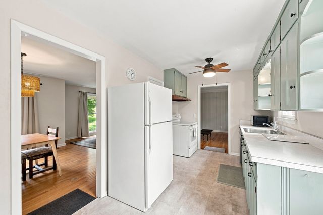 5005 Whispering Hills Ct, Nashville, TN 37211