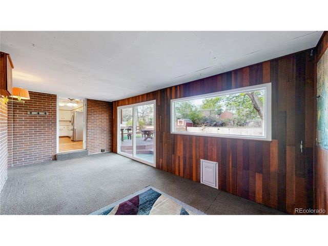 8041 Oak St, Arvada, CO 80005