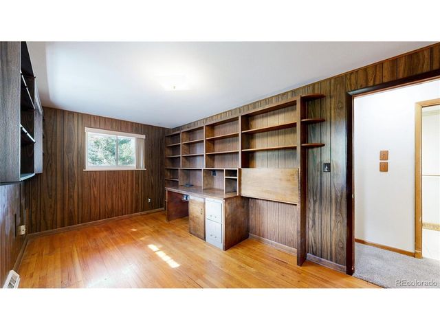 8041 Oak St, Arvada, CO 80005