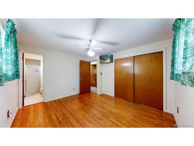 8041 Oak St, Arvada, CO 80005