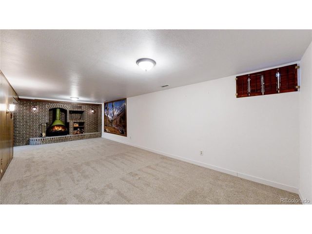 8041 Oak St, Arvada, CO 80005