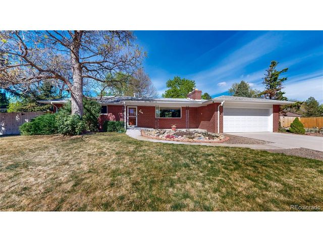 8041 Oak St, Arvada, CO 80005